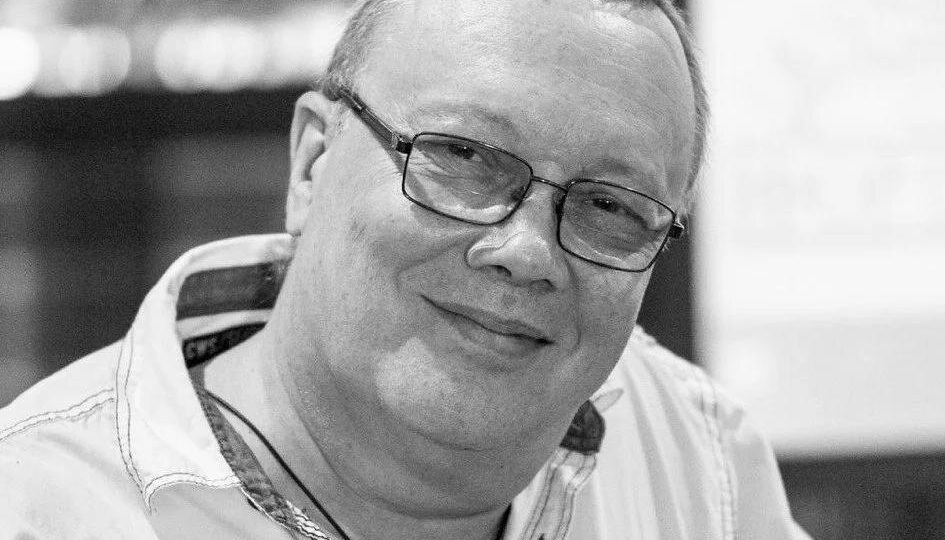 Умер от сердечной недостаточности актер «Маски-шоу» и фильма «Настройщик Владимир Комаров