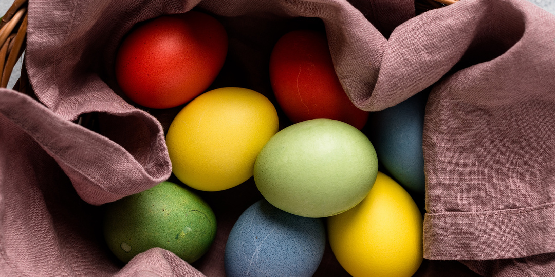 Кухня вместо магазина красителей - 7 способов покрасить яйца