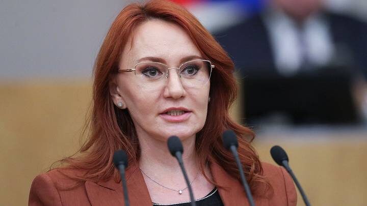 Депутат Бессараб ответила на призыв Дерипаски ввести 12-часовой рабочий день