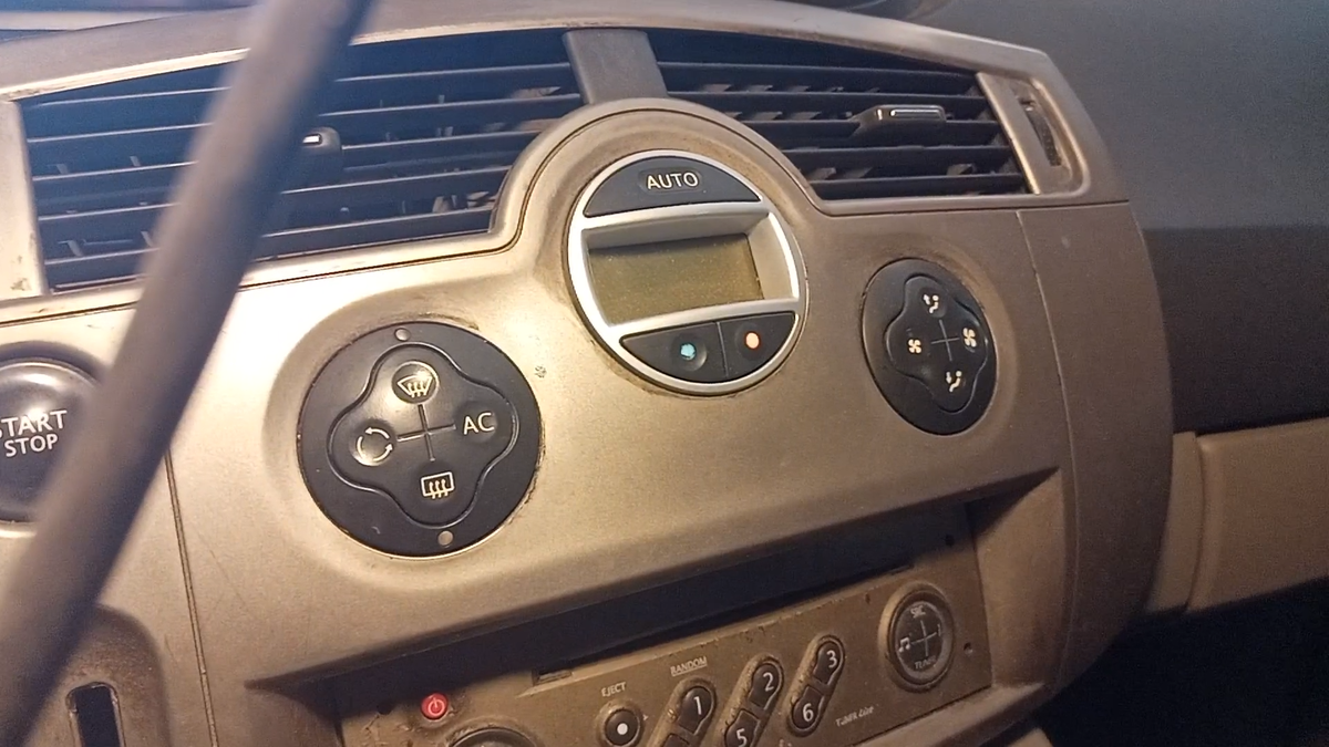 Рено Сценик 2, 2004 г. в.