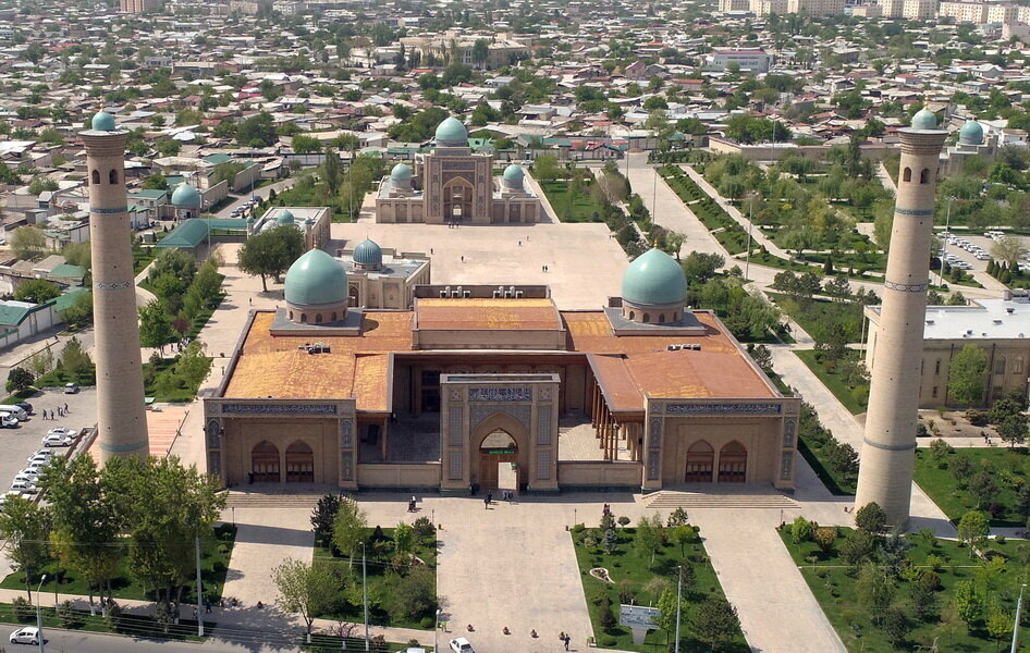   Эшон Бабахан ибн Абдулмажидхан предложил махаллю «Хазрати Имам» для размещения Духовного управления, так как она считалась кварталом «достопочтенного имама» и являлась одним из старейших мест Ташкента.