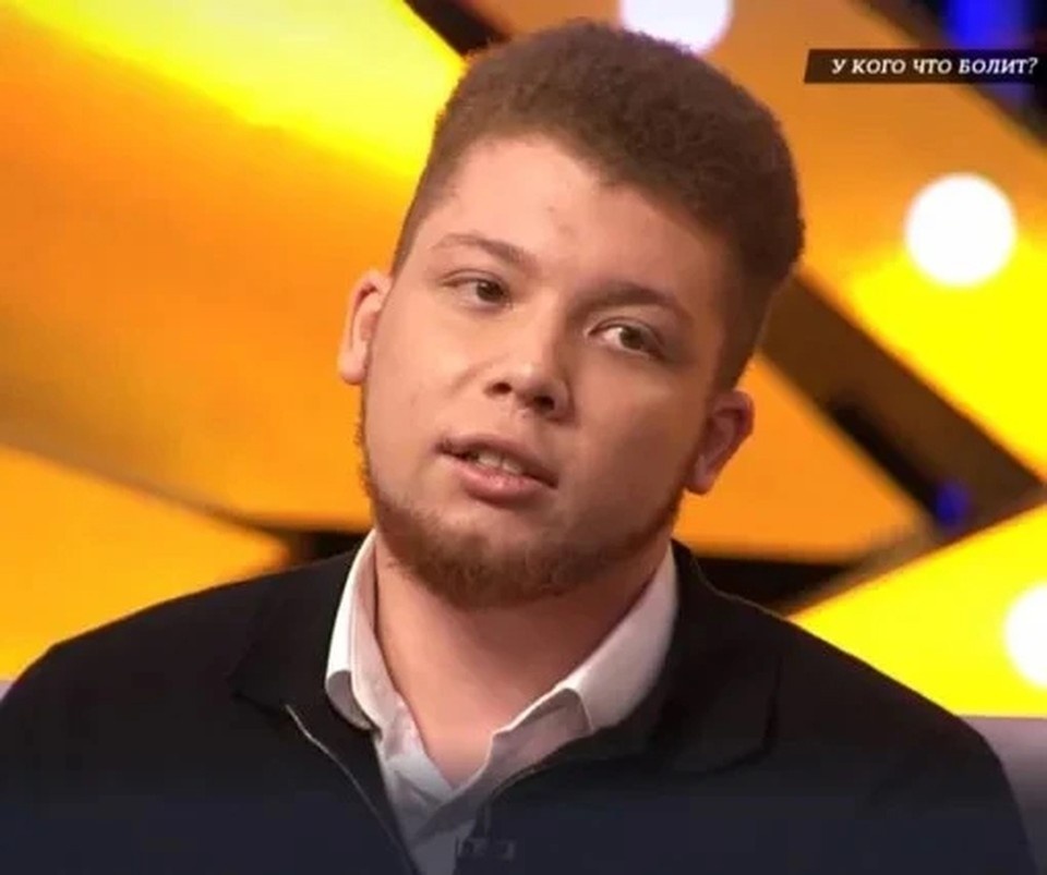    Даниил очень похож на отца