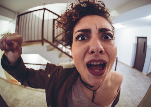 «Это сексизм или подвиг?» Как я поставил американку на место в русской семье на 8 Марта