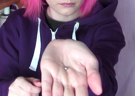 Шарик от украшения