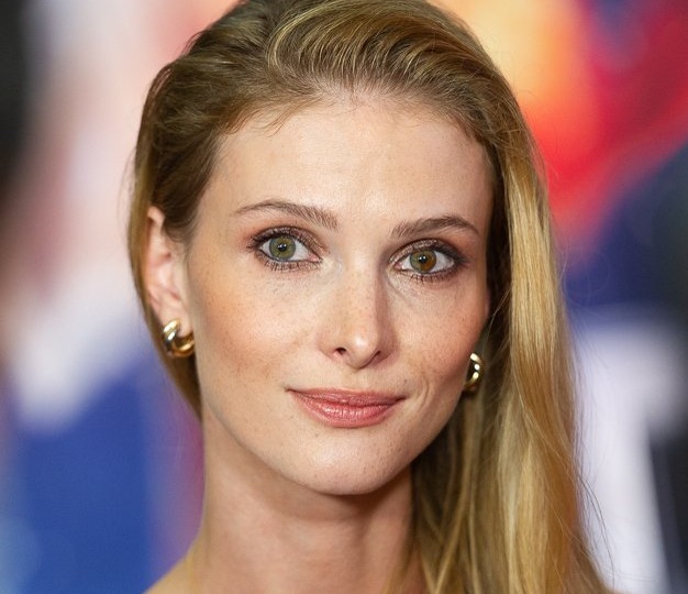 Двое детей, тайная свадьба и роман с женатым: личная история Светланы Ивановой