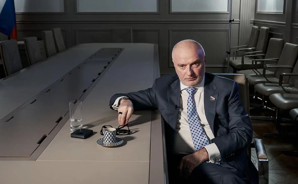    Источник: Андрей Клишас Фото: Андрей Любимов / РБК. rbc.ru Екатерина Авдеева