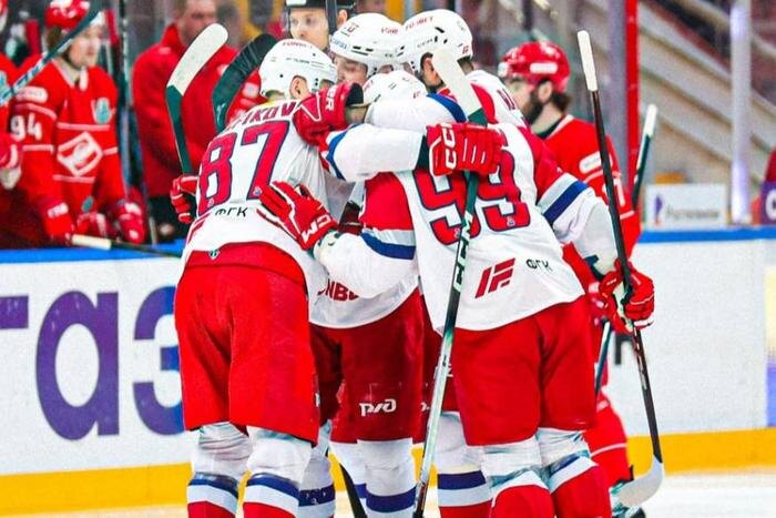 Обложка © Telegram / Хоккейный клуб «Локомотив»