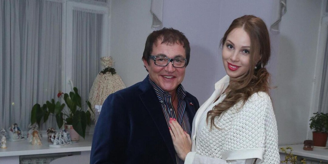 «У меня нет таких данных»: Дибров прокомментировал информацию об изменах бывшей жены