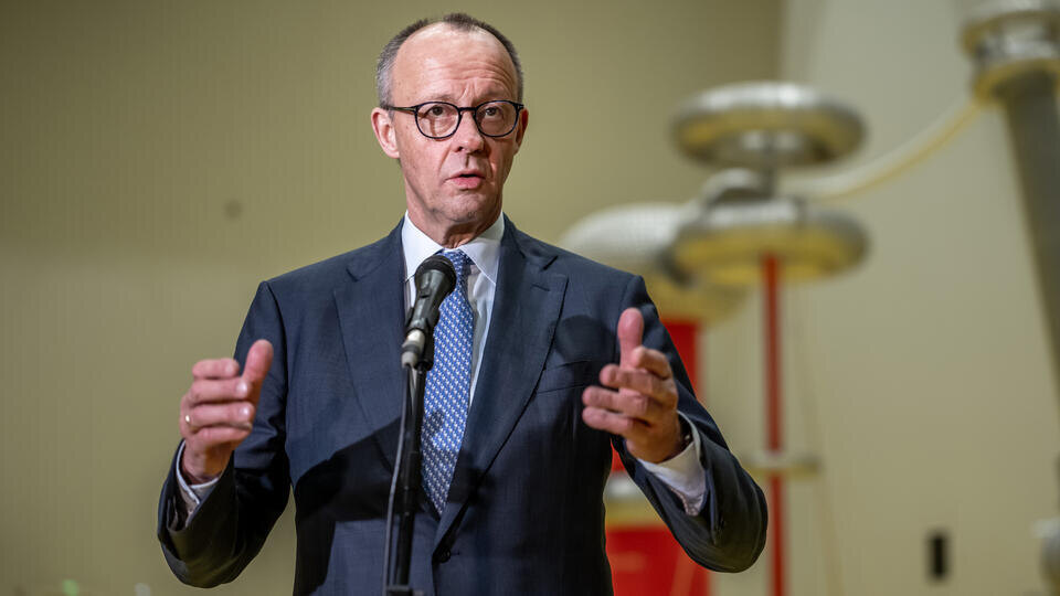     Мерц сравнил ущерб от конфликта в Иране с последствиями пандемии COVID Michael Kappeler/dpa/picture-alliance/TASS