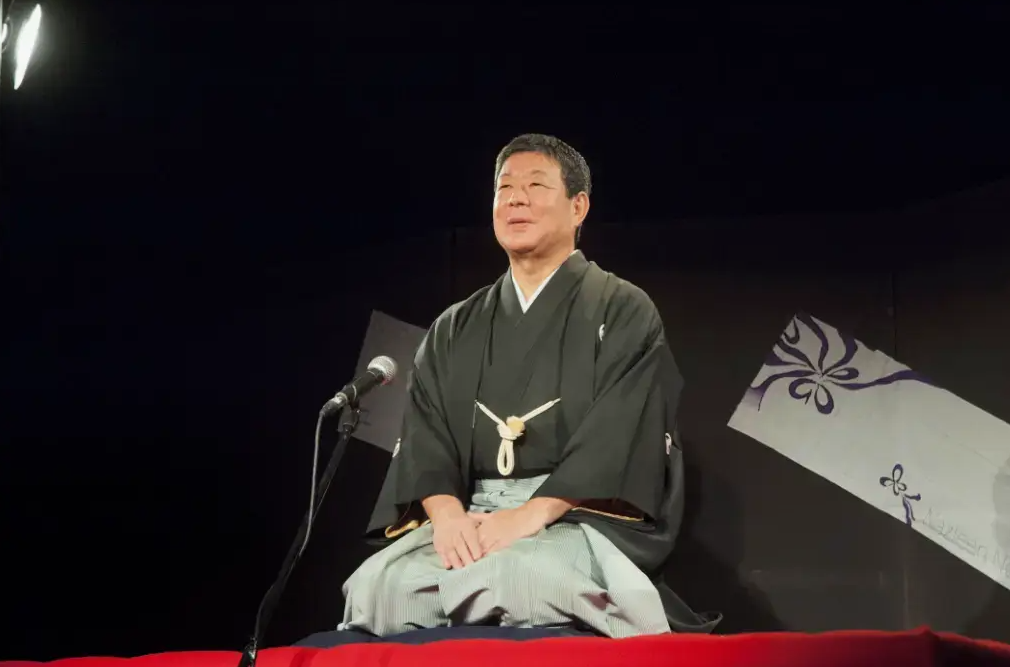 Уровень японскости этой фотографии  1000 процентов