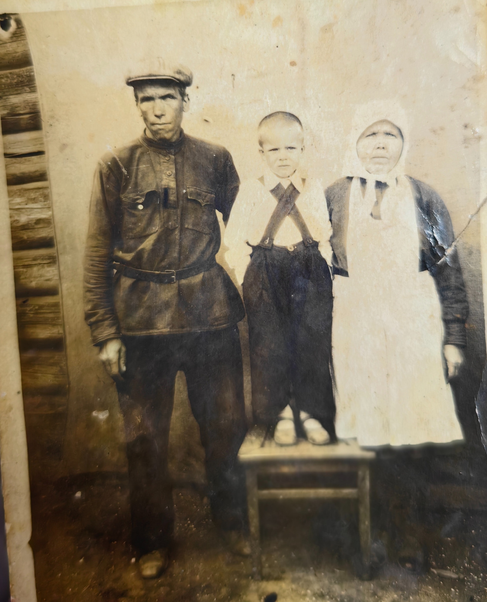 Прадед Архип и прабабушка Анастасия