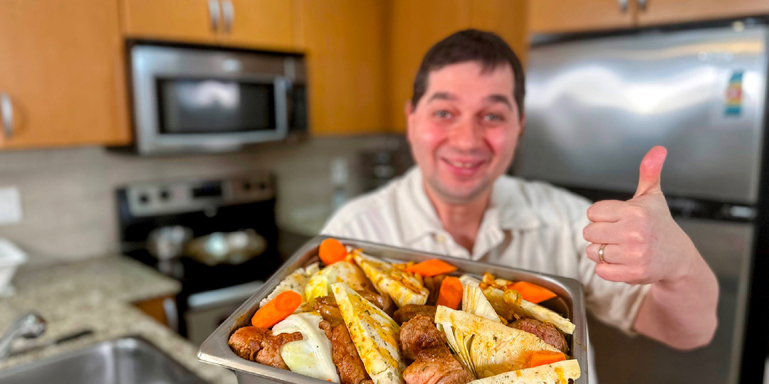 Даже вкуснее тушеной капусты на сковороде. Капуста с мясом в духовке. Простой и очень вкусный рецепт