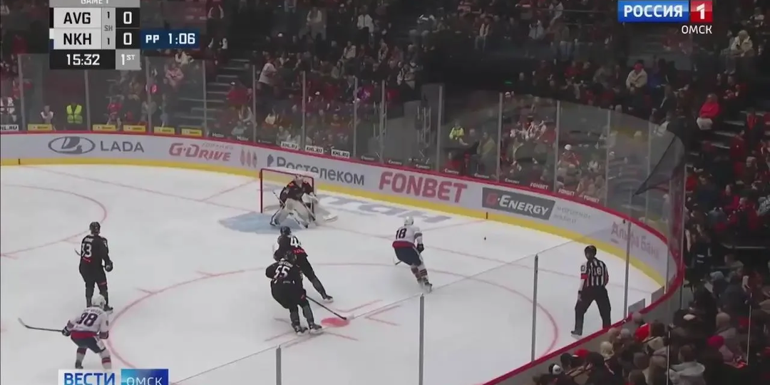 Омский «Авангард» обыграл «Нефтехимик» на выезде