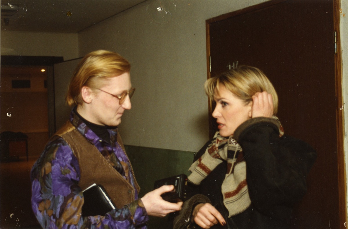 31 марта 1954 года родилась певица Лайма Вайкуле. Автор канала "Пераново перо" Олег Перанов и Вайкуле