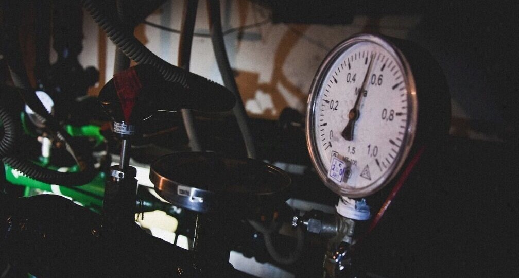 Как снизить платежи за ЖКХ: 6 легальных способов сэкономить