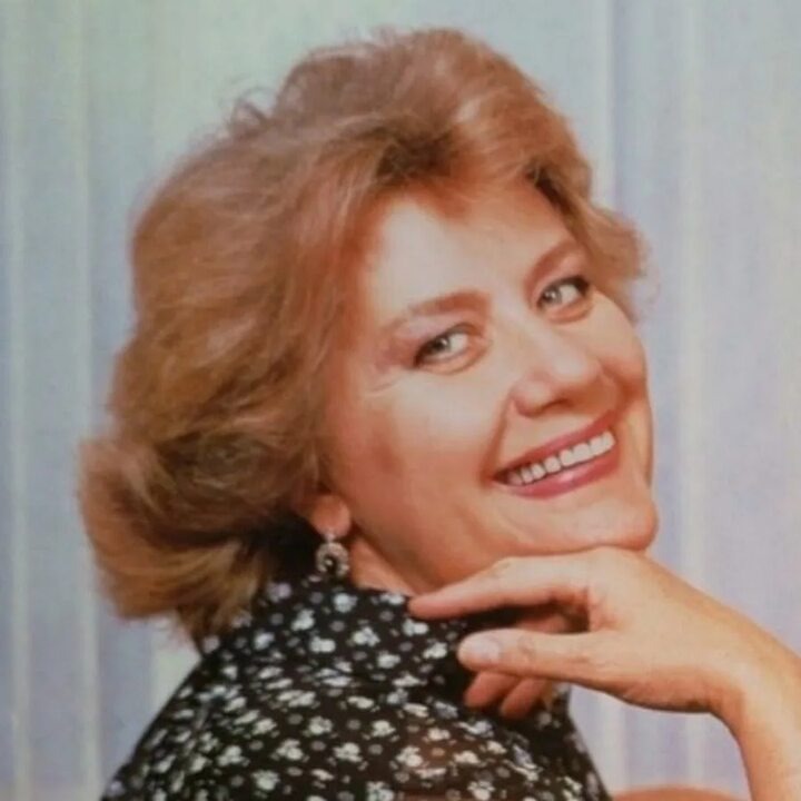 Елена Образцова 