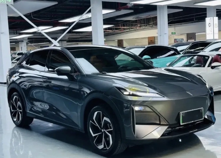 Китайцы начали собирать Deepal S07 в России конкурента Tesla Model Y. Цена — ниже всех