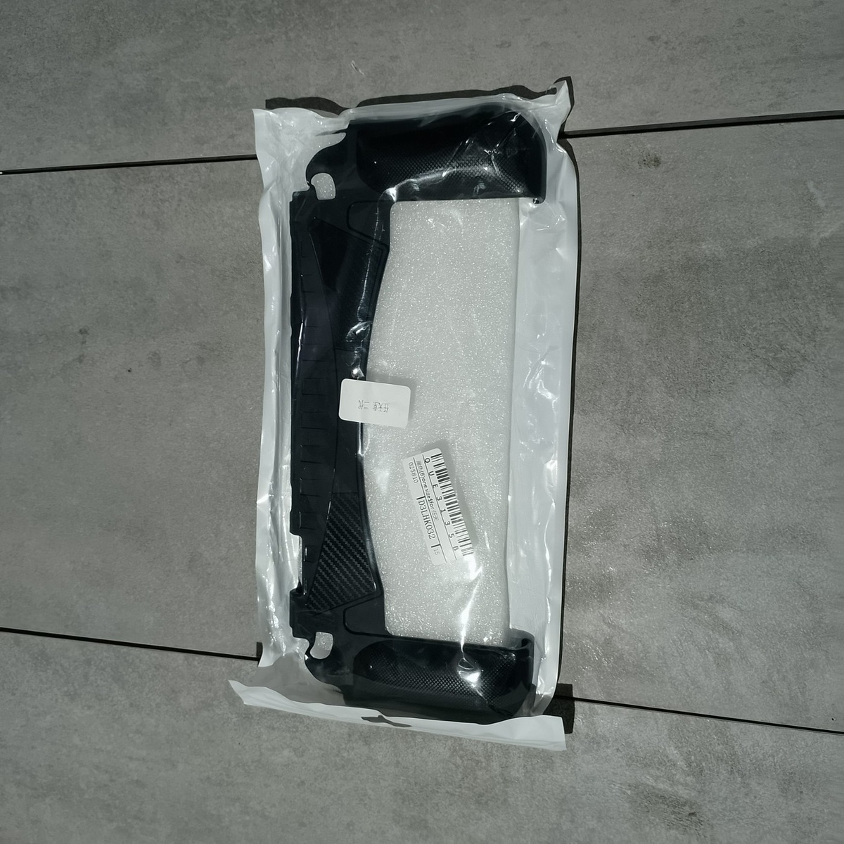     Простой вариант без бренда, но полностью выполняет свою задачу.