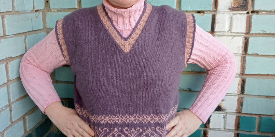 Классический жилет с жаккардовым орнаментом