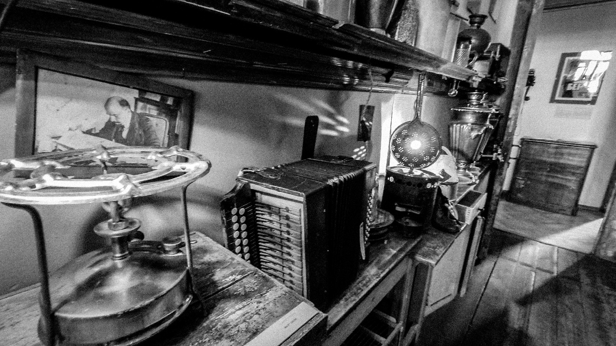 Так-то это все еще музей, но сегодня музей, а завтра может быть не музей. Фото автора