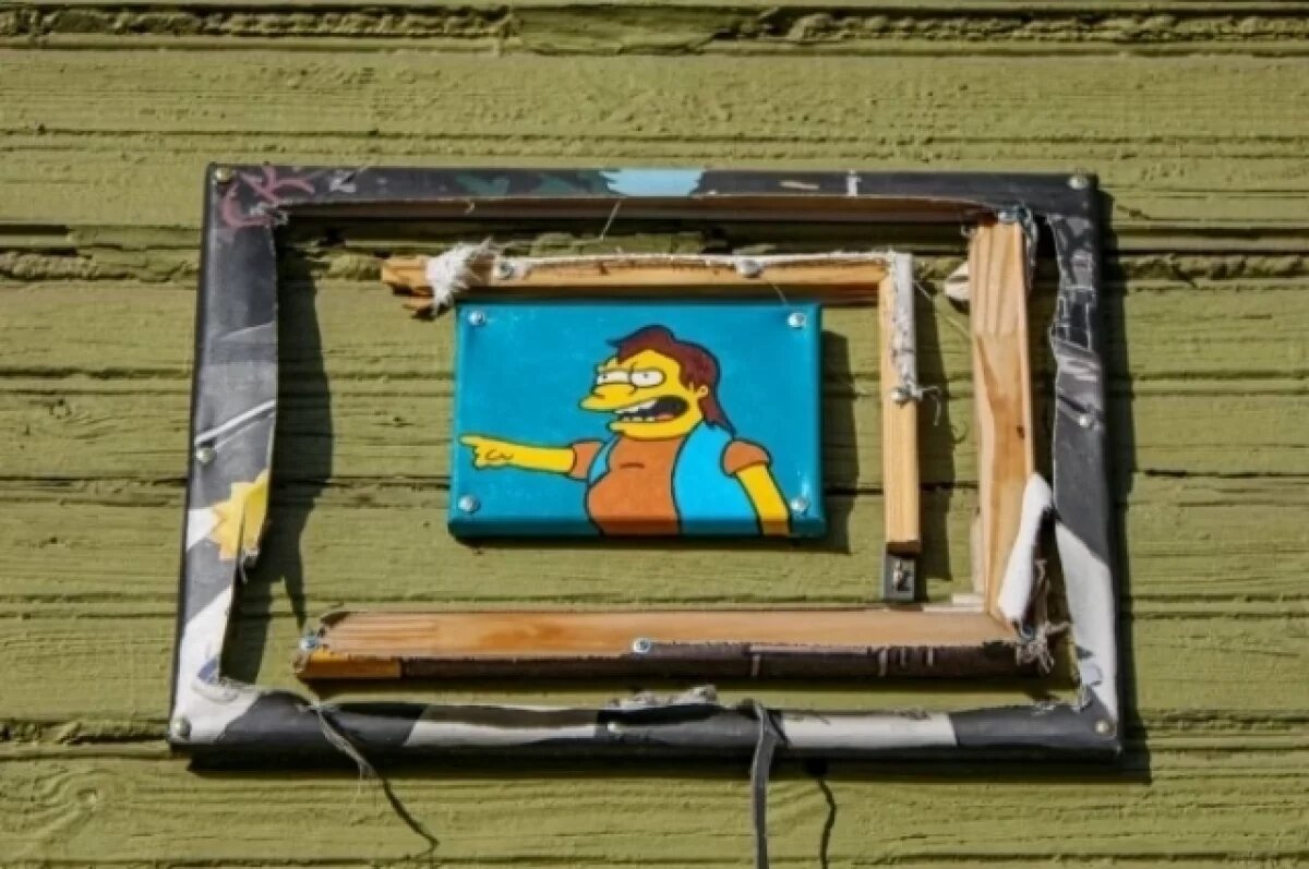    Персонаж «Симпсонов» появился в Нижнем Новгороде на месте украденных картин