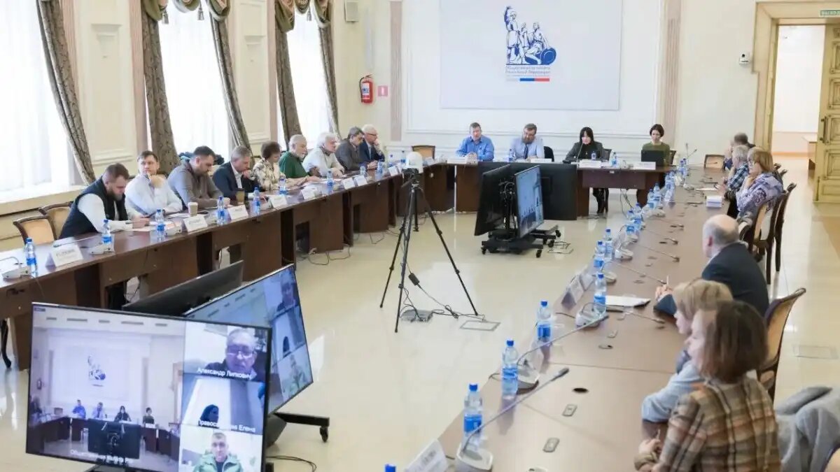 Фото:Telegram-канал Елены шаройкиной
Эксперты обсудили проблему гибели диких животных и птиц из-за нецелевого токсичного воздействия родентицидов