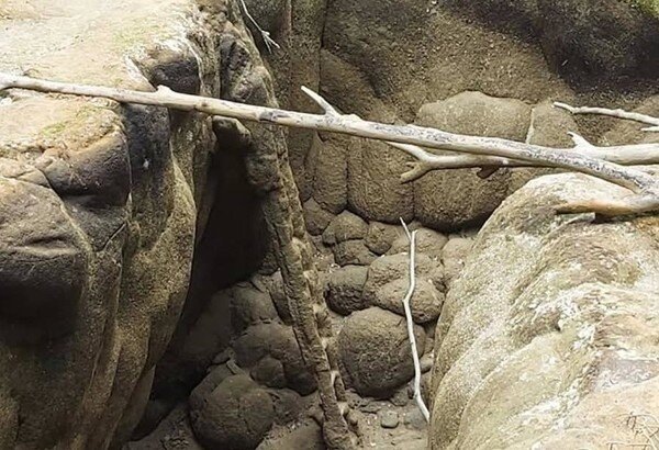 Лестница в Бом-ле-Месье во Франции