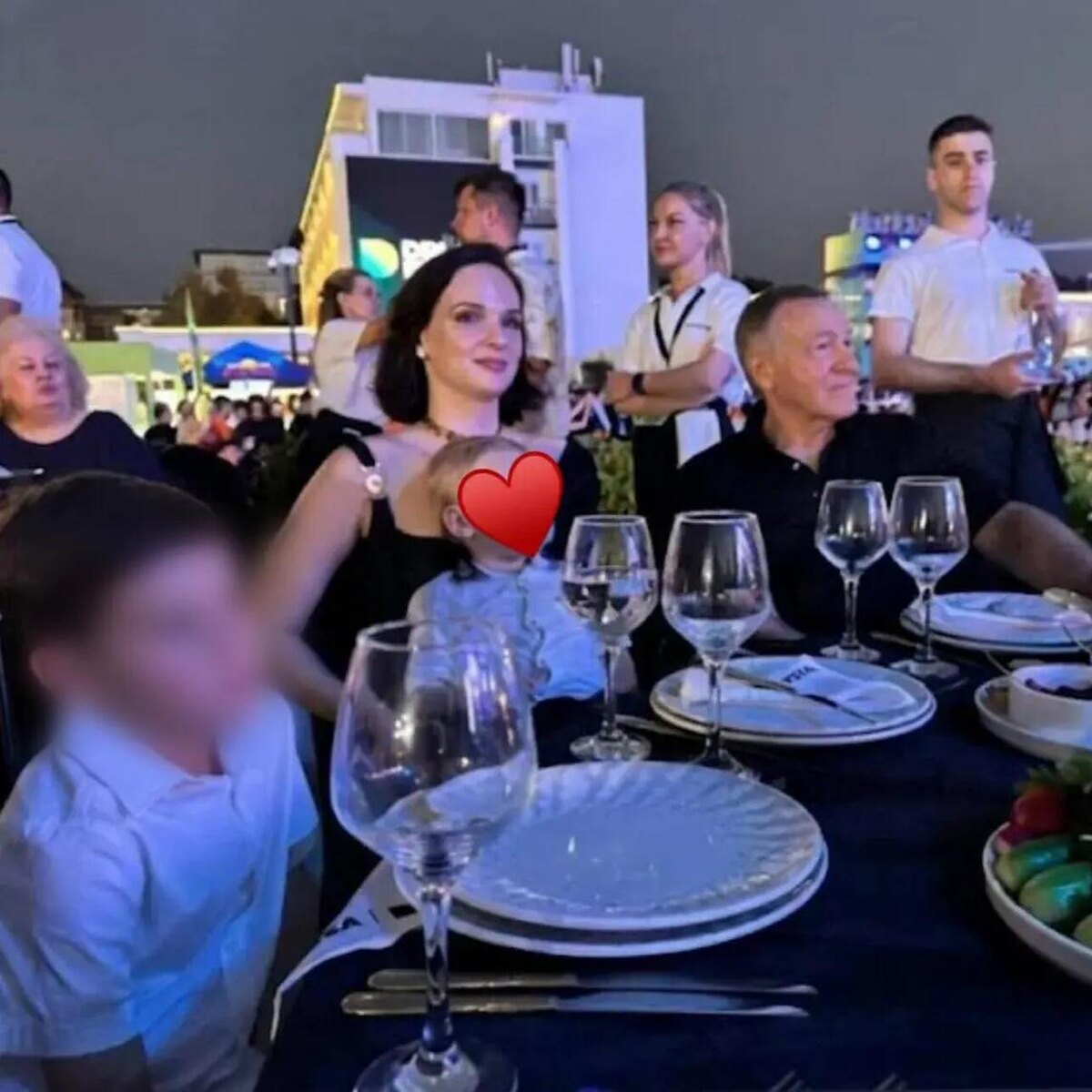    Араз Агаларов с женой Аленой Социальные сети