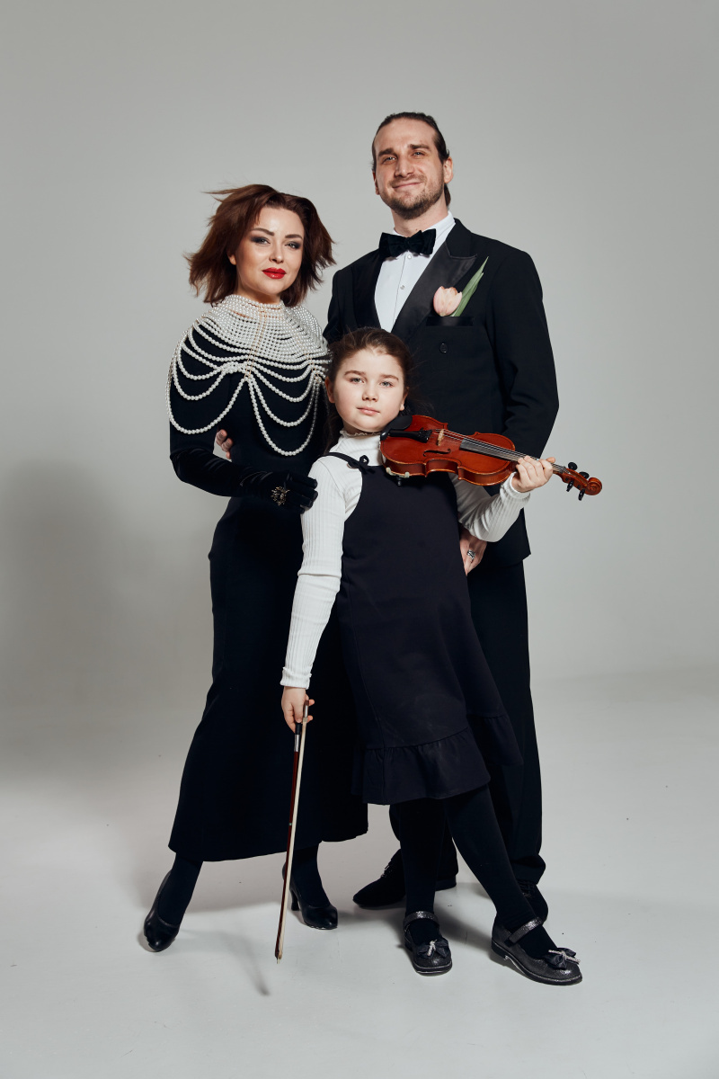 Татьяна Збиглей с мужем Богданом и дочкой Алисой.
