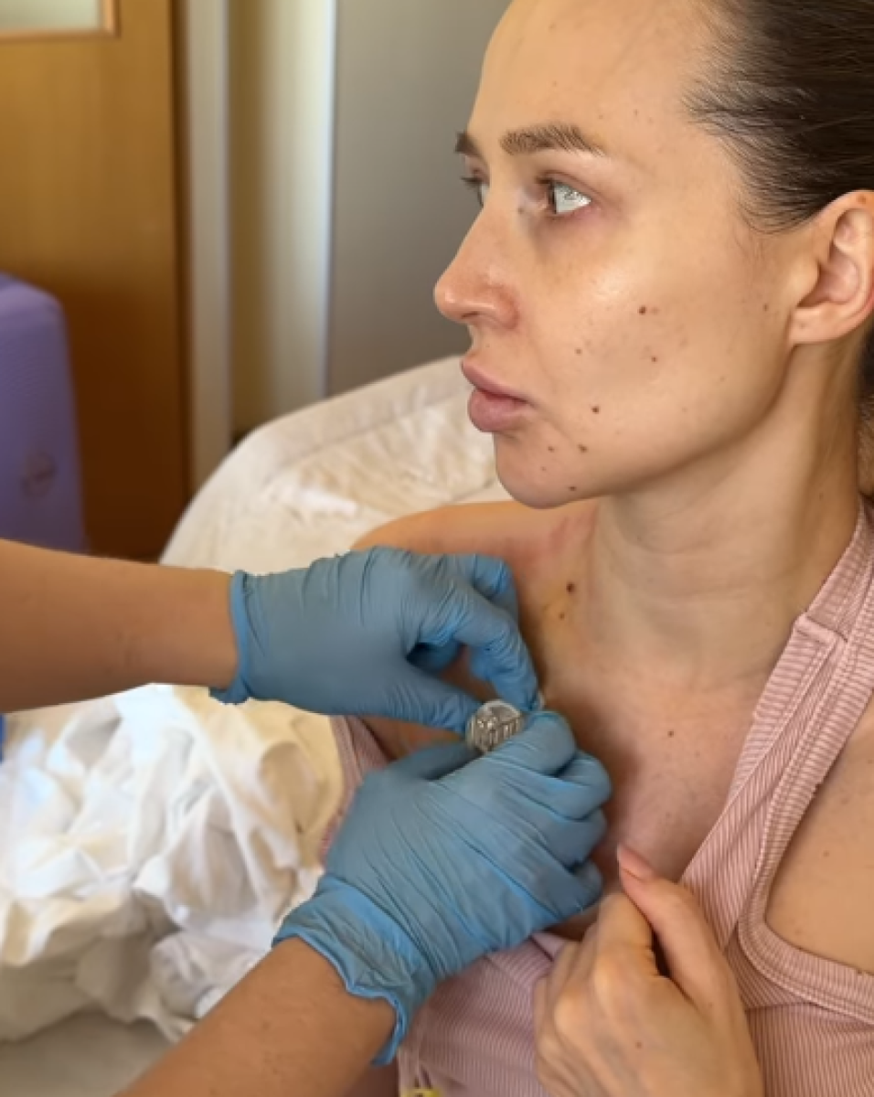    Валерия Чекалина в больнице. Источник: inst/im__lu_ *