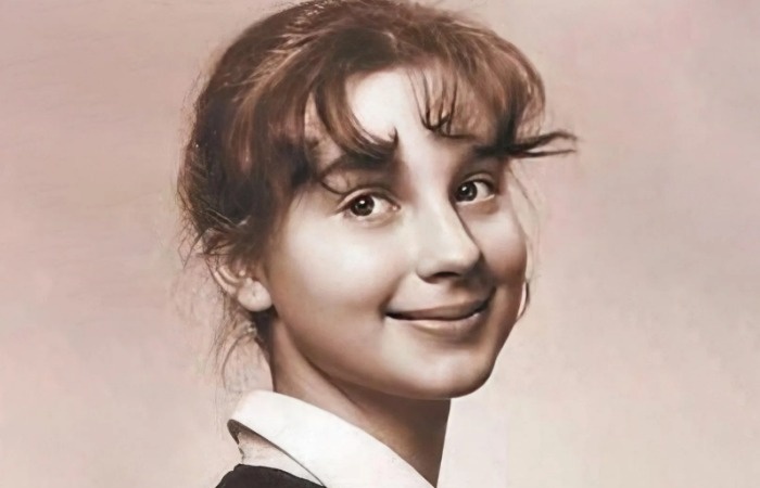    Екатерина Стриженова в юности.