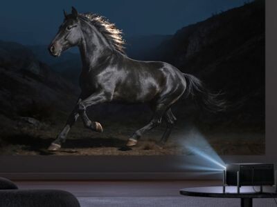    XGIMI выпустила флагманский проектор с «мониторной» картинкой