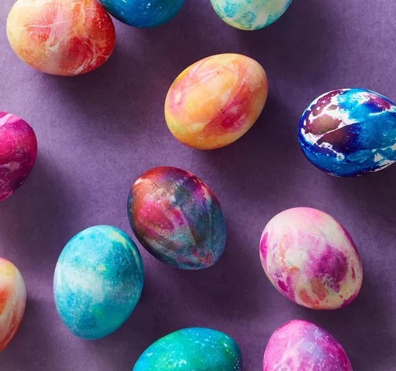 Как покрасить яйца к Пасхе быстро и красиво