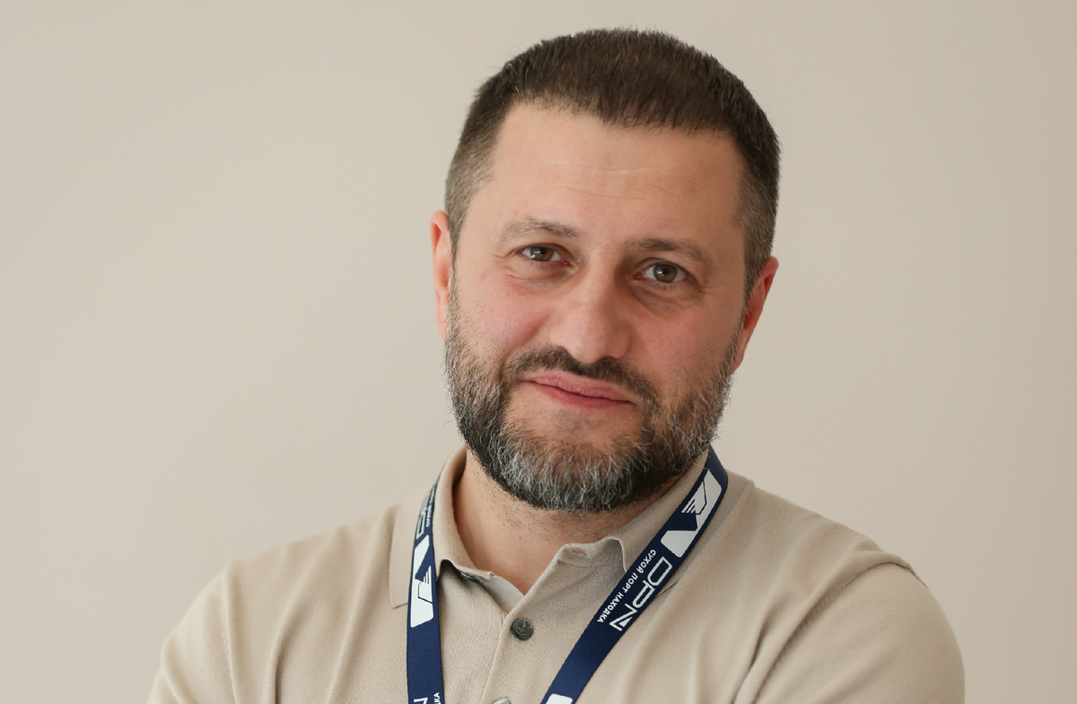 Первый заместитель генерального директора ООО «Сухой порт Находка» Иосиф Гурджа в интервью InfraNews рассказал о том, как одна телеграмма РЖД разрушила бизнес и отбила желание у владельцев брать кредиты, но научила быть готовым ко всему и инвестировать в смежные виды бизнеса.