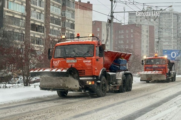 Дороги Нижнего Тагила чистил пьяный водитель без прав — на погрузчике он тоже катался пьяным