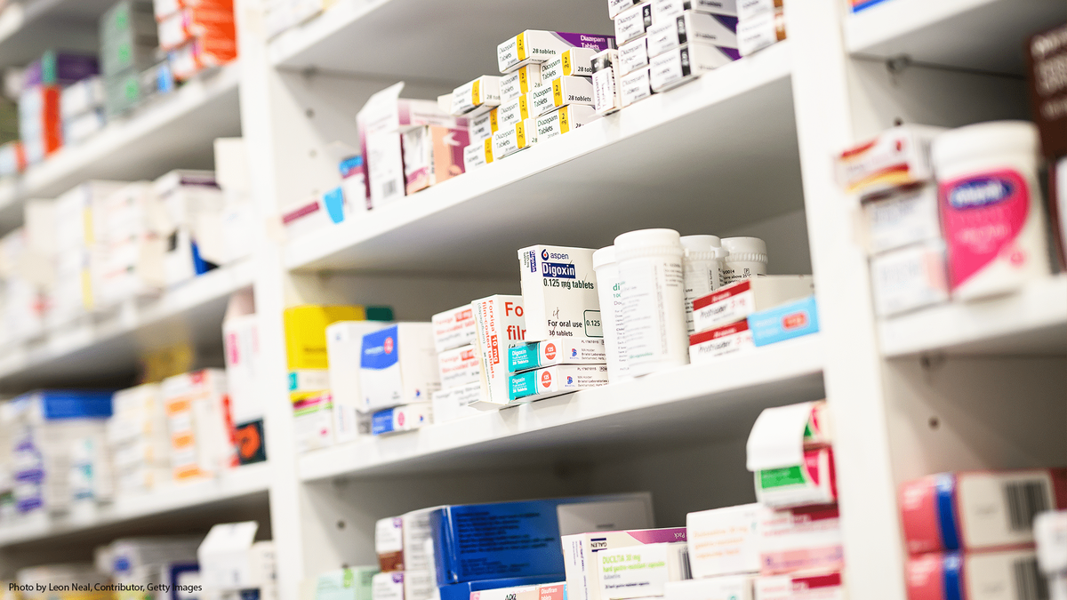 Если продается в аптеке, начит надёжно. Есть такая установка в вашей голове?