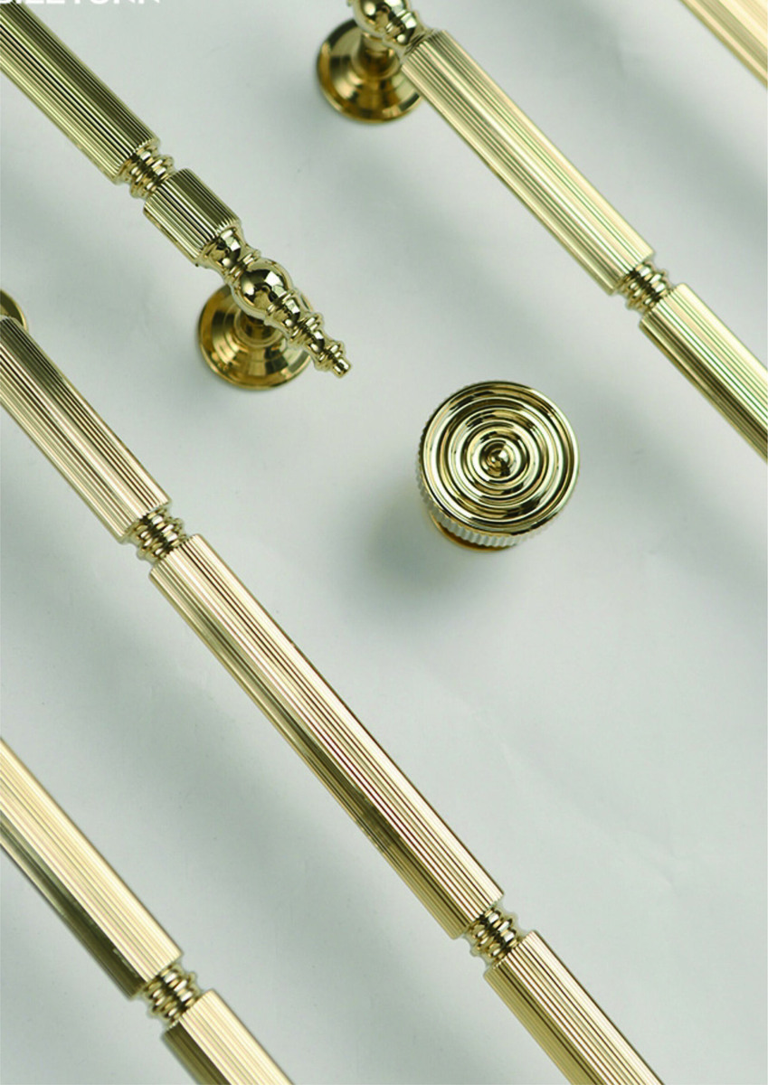 Мебельная фурнитура одна из тонких деталей, которые на первый взгляд могут остаться незамеченными, но имеют общее решающее значение.