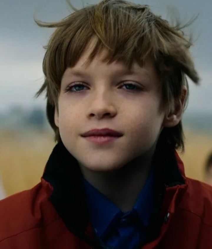 Коля в детстве (Елисей Свеженцев), Kino-teatr.ru 