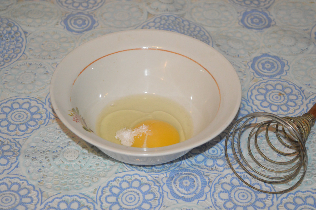 Творожные коржики с овсяной мукой и ванилином. Шаг 2.