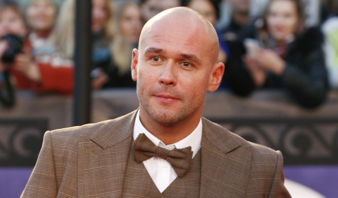 на фото Максим Аверин 