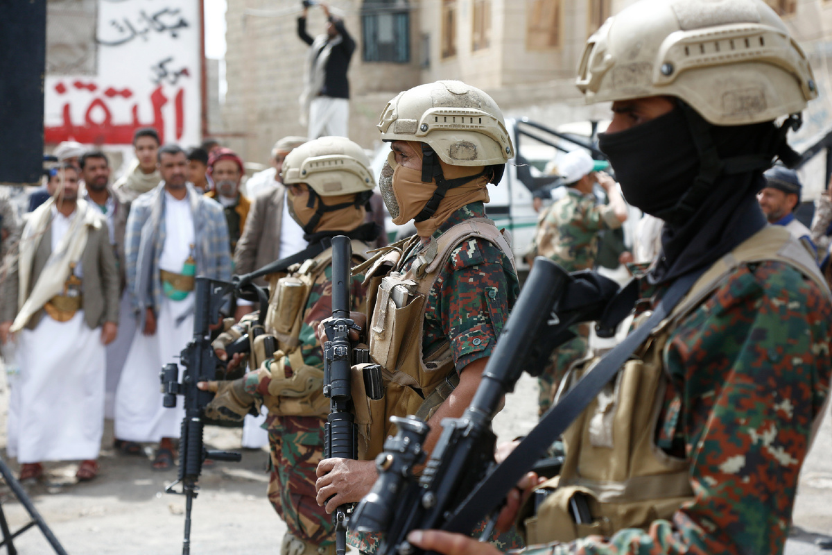 Члены сил безопасности хуситов (©Mohammed Hamoud / Getty Images)