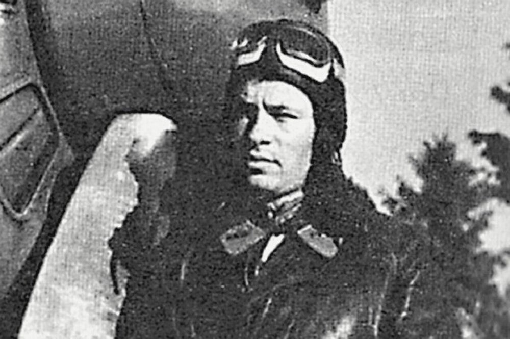    В июле 1941-го Николай Терехин впервые в истории совершил двойной таран в одном бою. Кадр видео