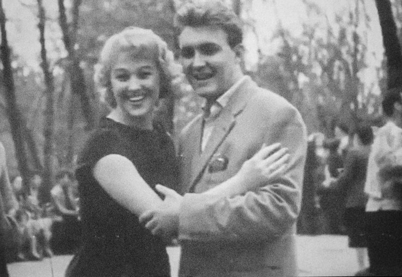    Эдуард Изотов, покоривший сердца зрительниц, всегда тщательно следил за своим образом.