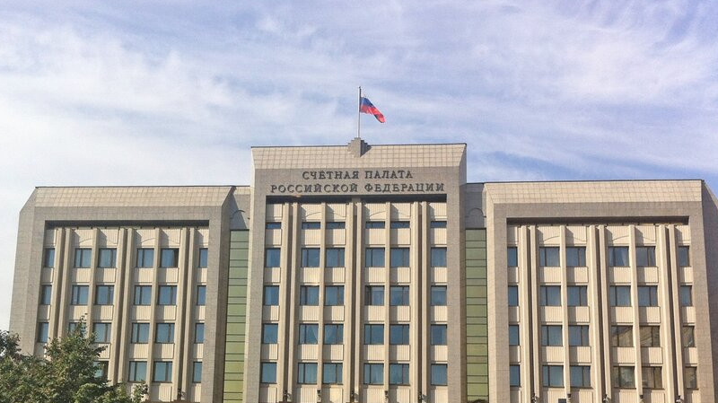 Аудиторы представили динамику расходов регионов на здравоохранение в 2025 году