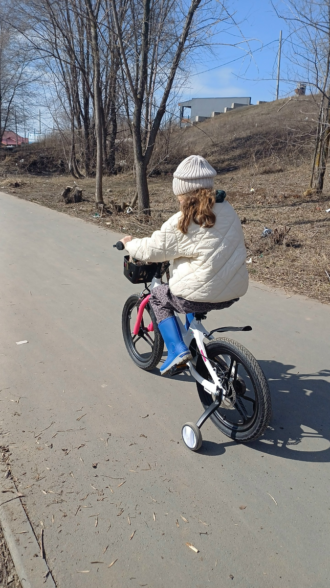 как же труднго подобрать фото для обложки на Дзене)