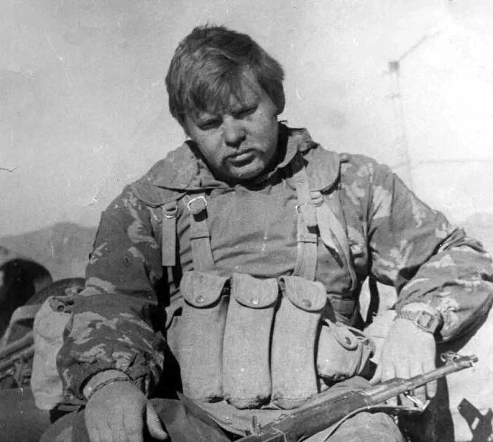 Исков по время службы в Афганистане. Фото: pikabu.ru