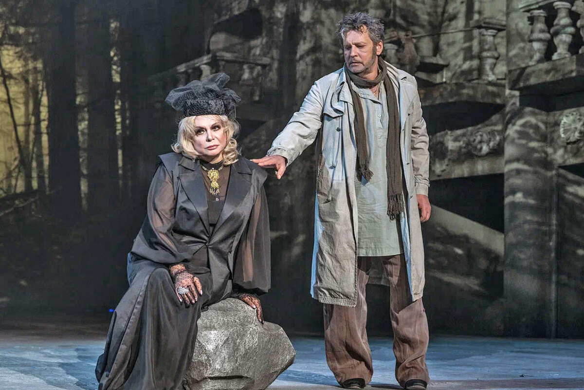    Ольга Богданова и Александр Домогаров Яна Булаш