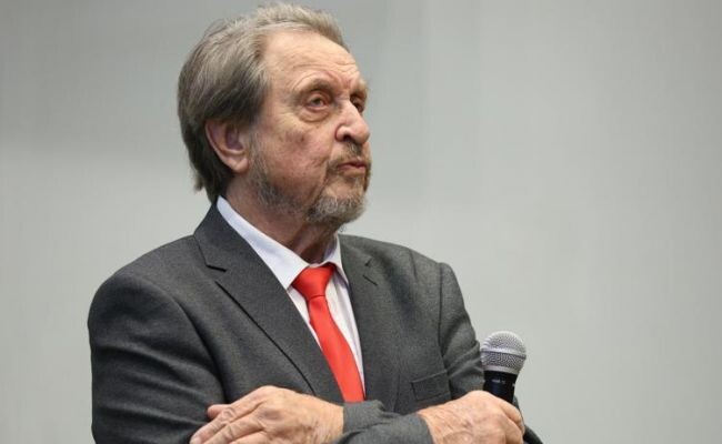    Отец Илона Маска вновь в России с огромными планами и обширной программой пребывания