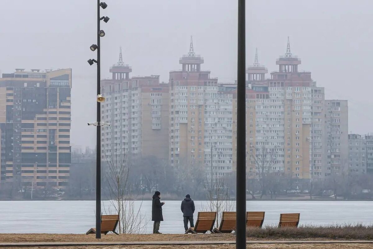     Фото: Петровская набережная