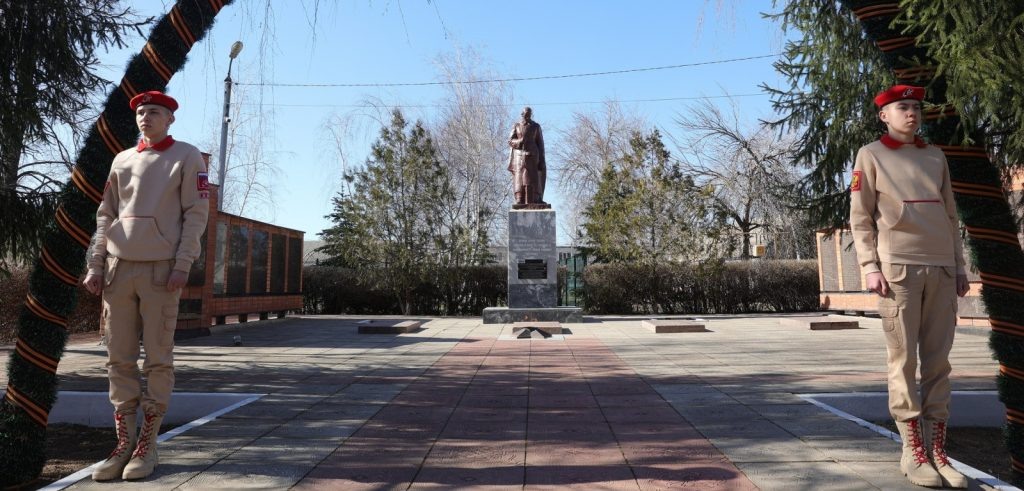    CREATOR: gd-jpeg v1.0 (using IJG JPEG v62), quality = 90 redaktor